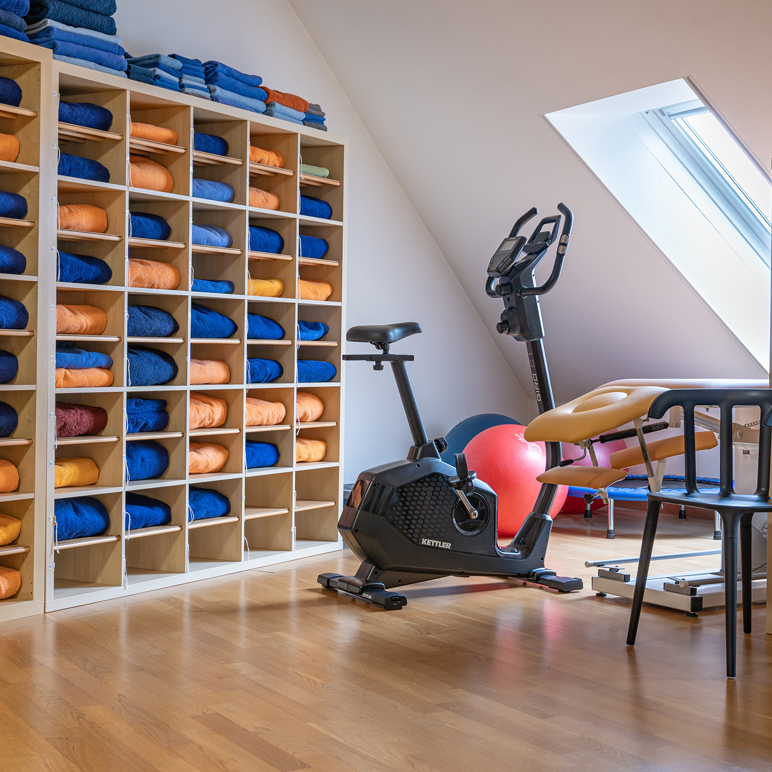 PhysioOron-Accueil-Cabinet-Salle-d-exercices